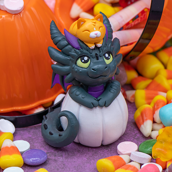 Shadow & Sweets Vinyl Figure